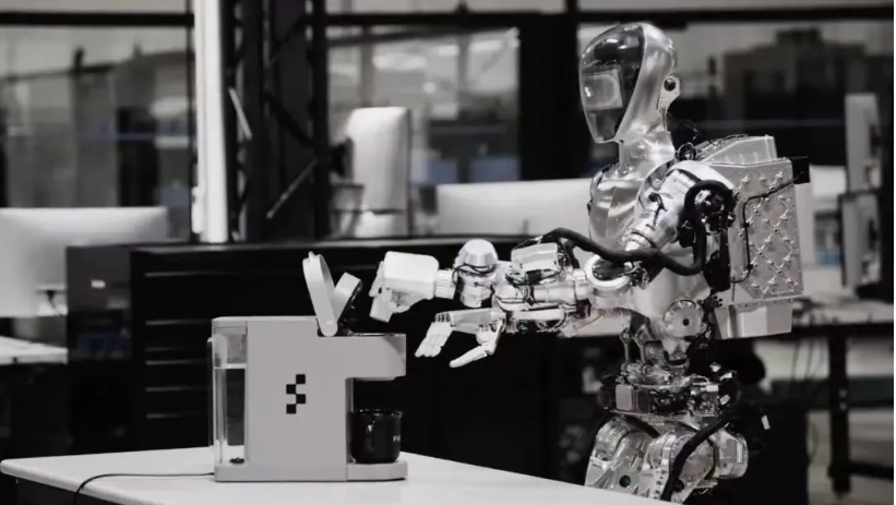 仅用时13天,OpenAI打造出能听会说自主决策的机器人大模型