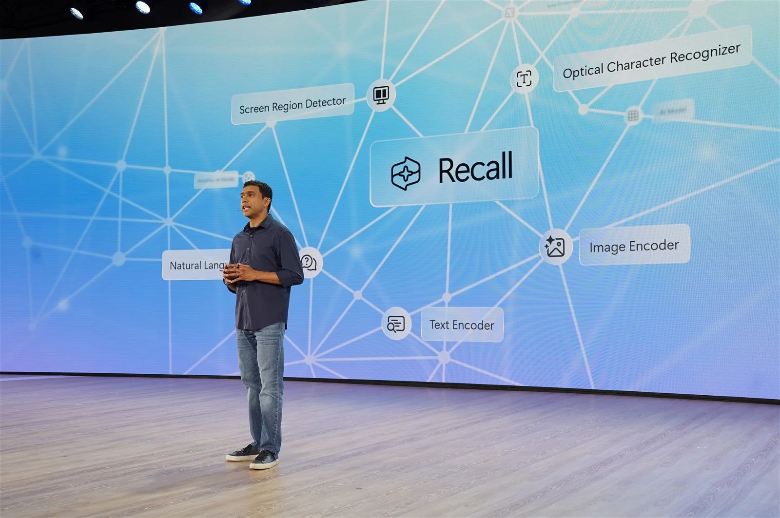 微软发布全新AI工具Recall:智能检索重塑文件搜索体验